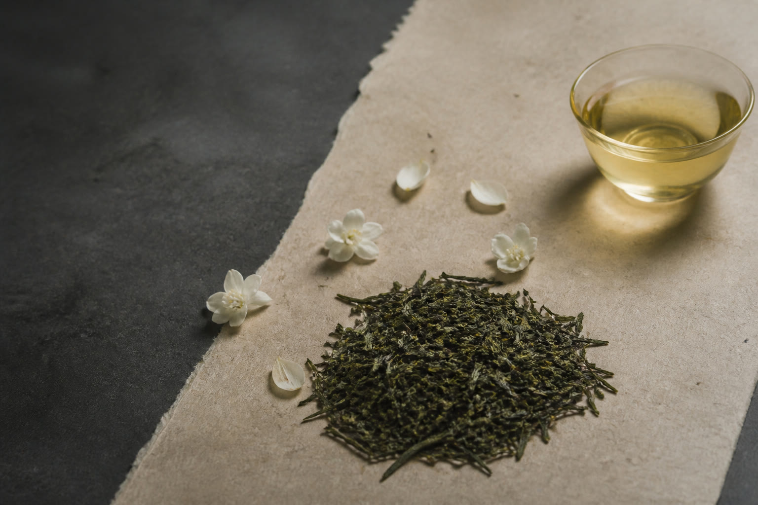 Jasmine Tea — dry leaf and brewed liquor